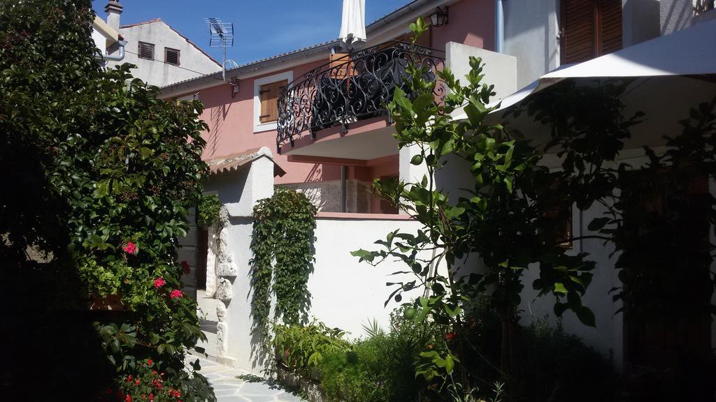 Elda Apartamento *